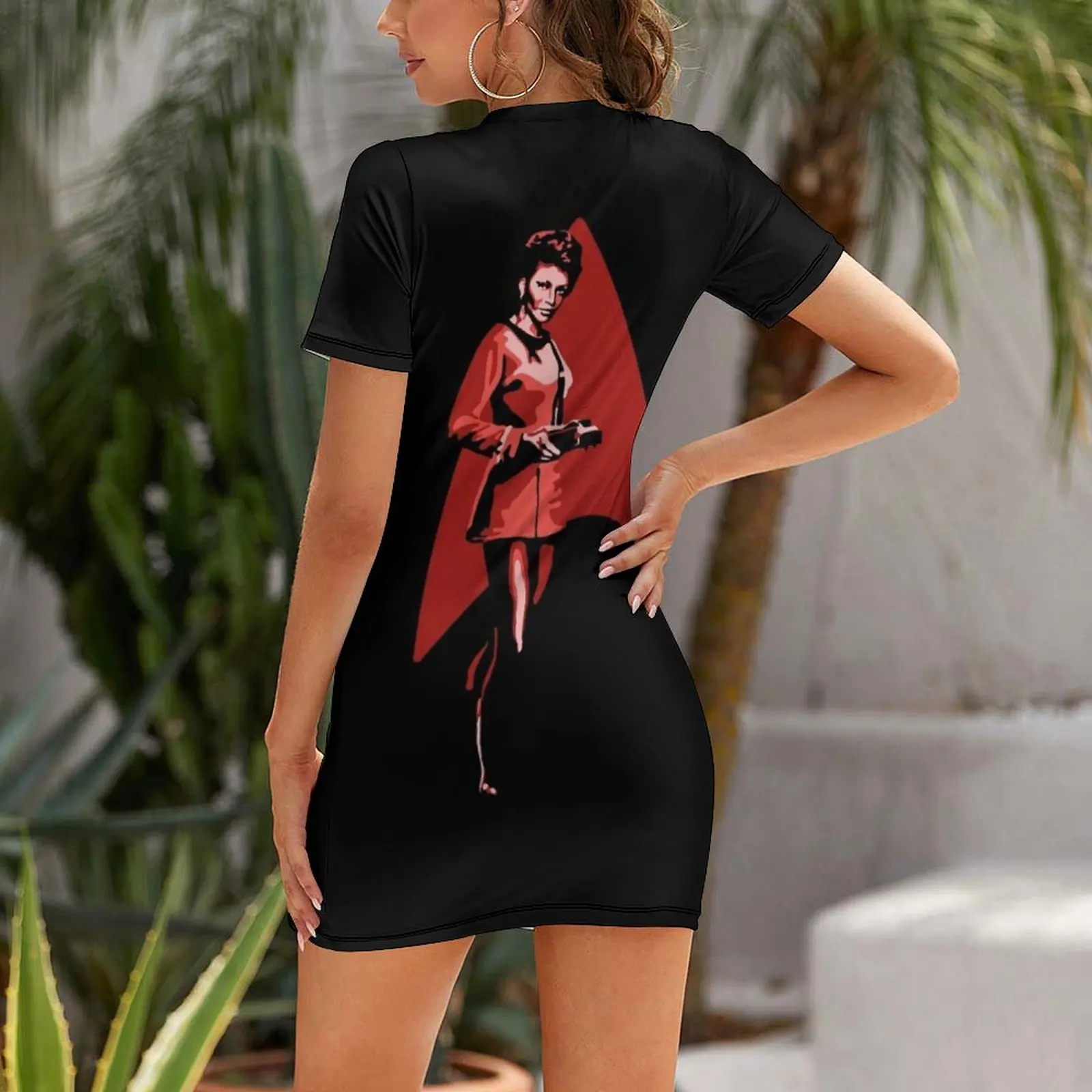 Star Trek Uhura Kısa Kollu Elb - Summer Clothing Trends 2025 Women'S incelemesi ve fiyatı